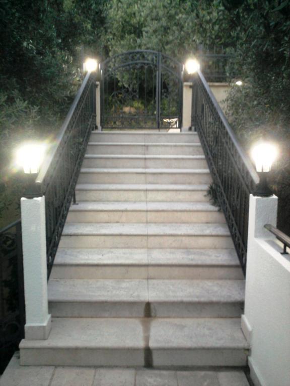 Oaza Guest House Sveti Stefan Exteriör bild