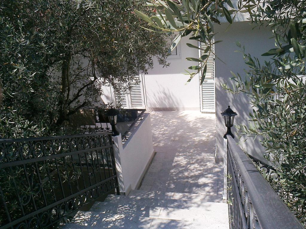 Oaza Guest House Sveti Stefan Exteriör bild